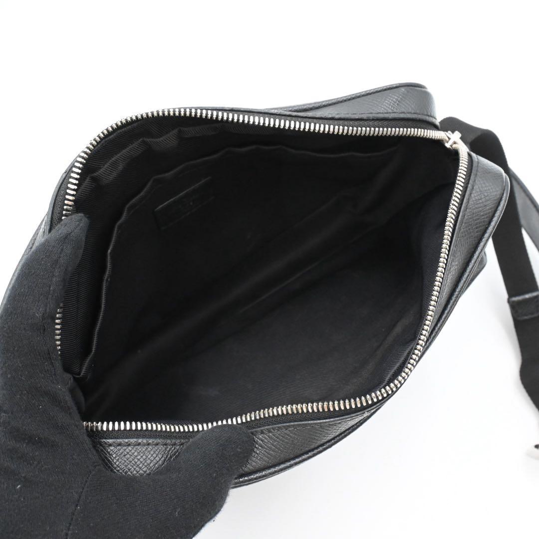 Louis Vuitton Taigarama Outdoor Messenger Shoulder Bag Blue — view 4