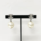 Chanel Earrings CC Logo Rhinestone Pearl Silver — view 6