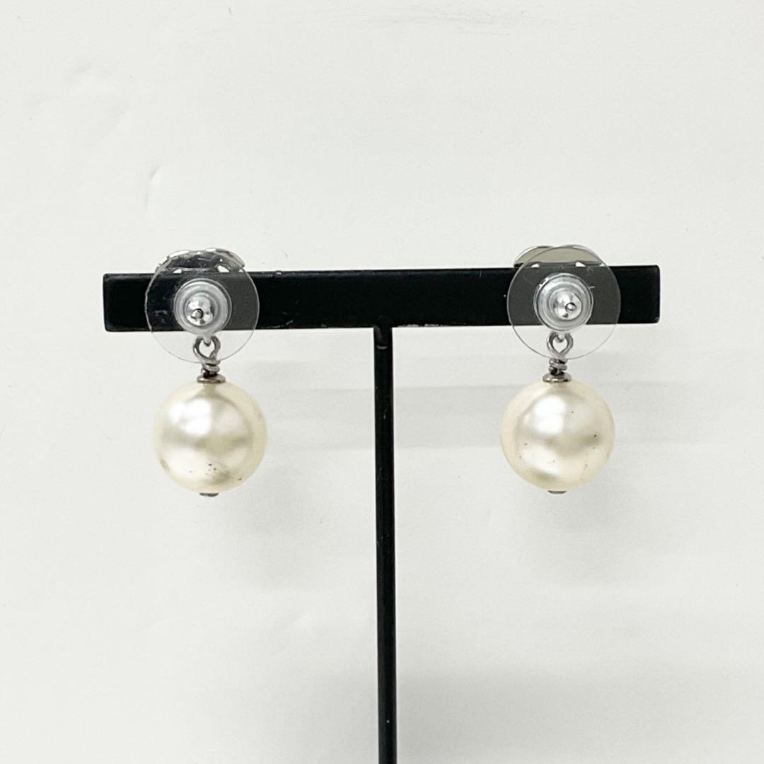 Chanel Earrings CC Logo Rhinestone Pearl Silver — view 8