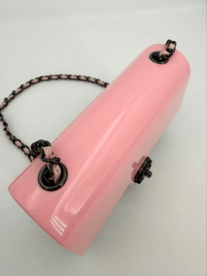 Chanel Bicolor Acrylic Flap Bag Pink — view 2