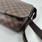 Louis Vuitton District PM Shoulder Bag Damier Ebene — view 6