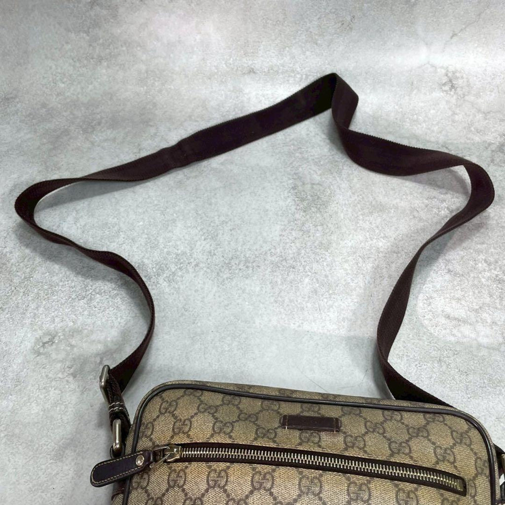 Gucci GG Shoulder Bag Brown Beige Leather Logo — view 4