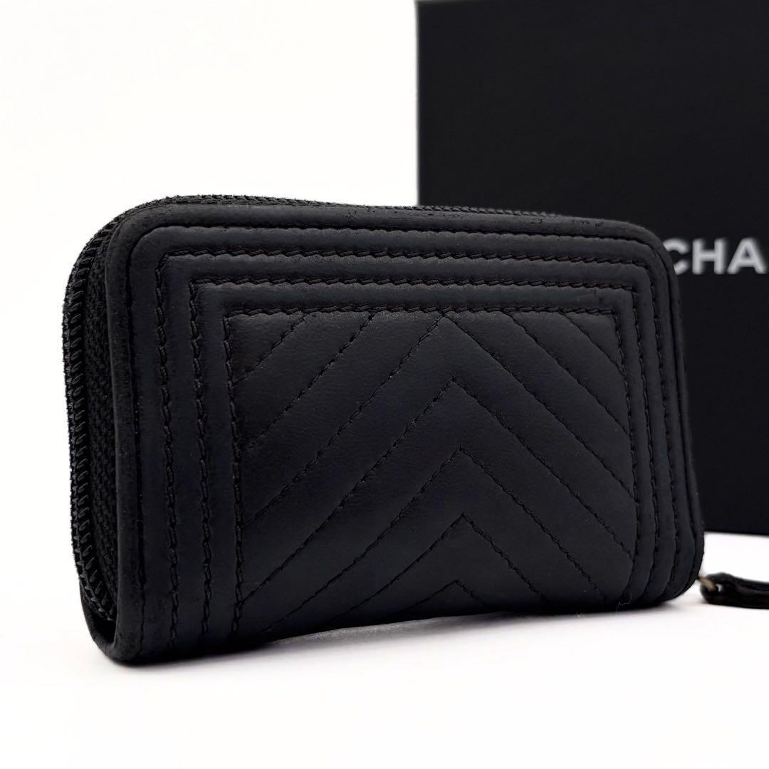 Chanel Boy She Blanc Coin Case Black Lambskin — view 2
