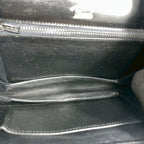 Gucci Shoulder Bag Black Leather Gold Logo — view 5