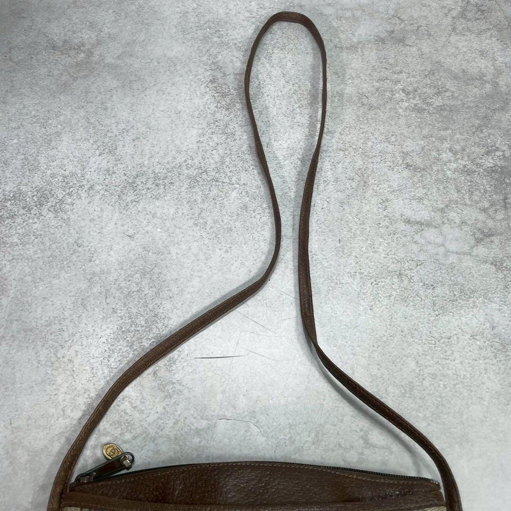 Gucci GG Shoulder Bag Brown Beige Leather — view 4