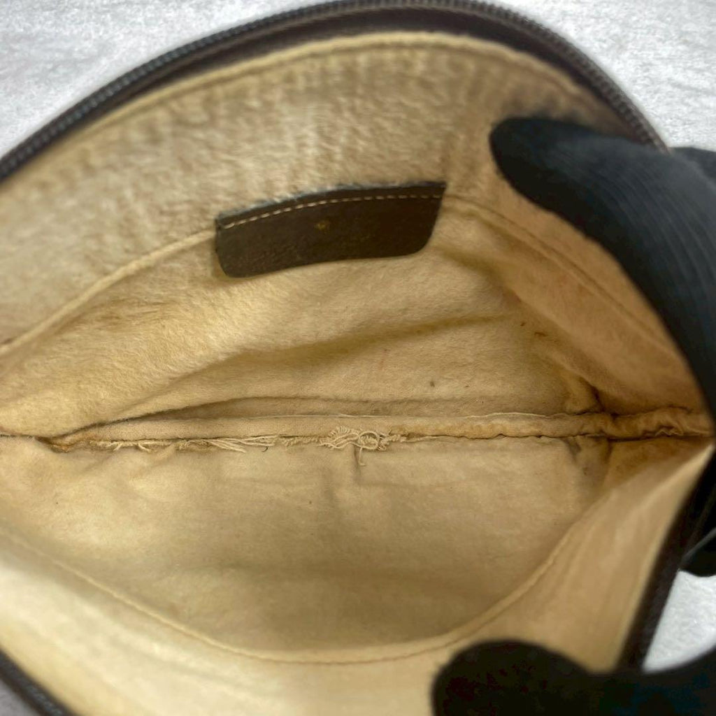 Gucci GG Shoulder Bag Brown Beige Leather — view 5