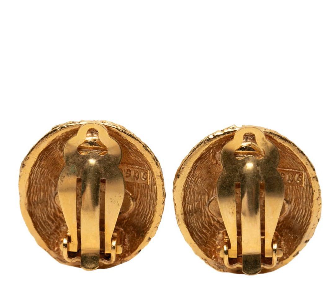 Chanel CC Logo Vintage Round Earrings — view 2