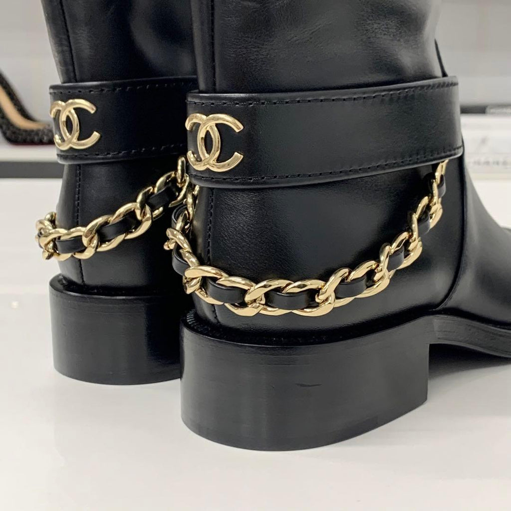 Chanel CC Logo Leather Chain Long Boots Black — view 9