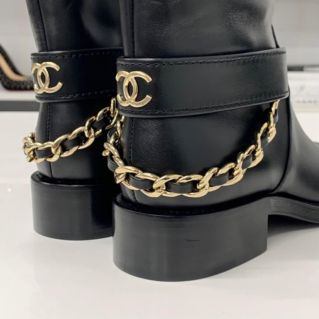 Chanel CC Logo Leather Chain Long Boots Black — view 9