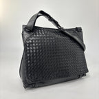 Bottega Veneta Super Shoulder Bag Leather Intrecciato Black — view 3