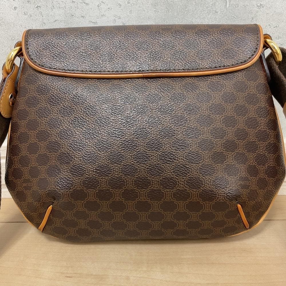 Celine Macadam Shoulder Bag Leather Brown Pocket — view 4