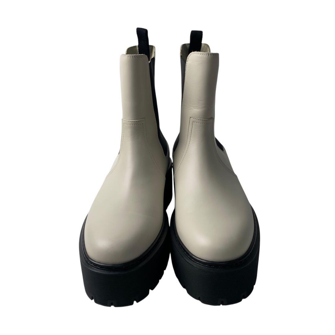 Hermes Halo Side Gore Boots — view 2