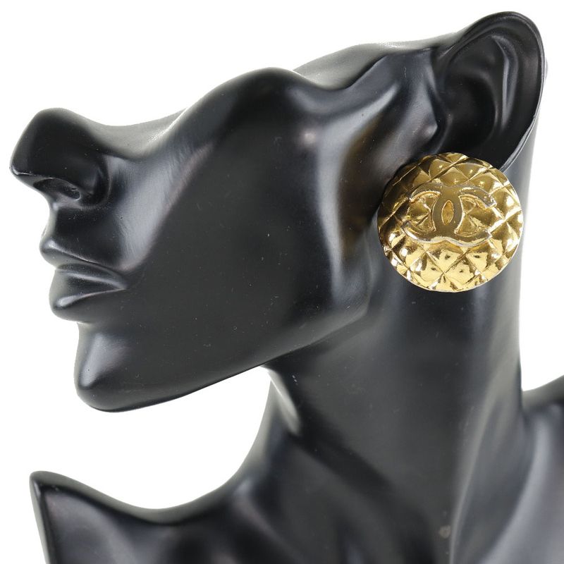 Chanel Coco Mark Quilted Vintage Gold Plated 23 42.5 g Earrings — view 3