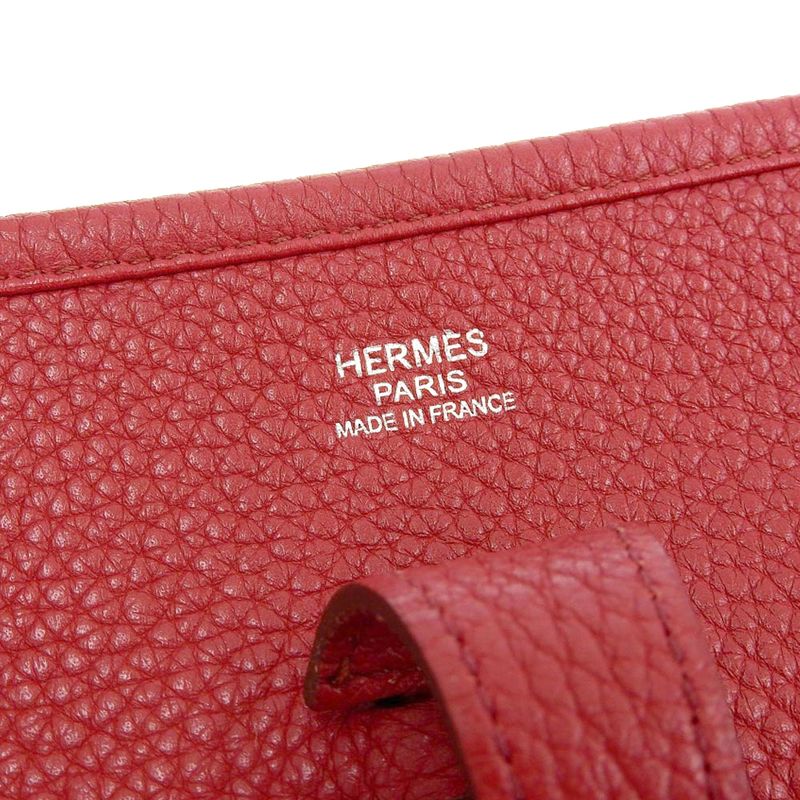 Hermes Taurillon Clemence Evelyne III Shoulder Bag — view 6