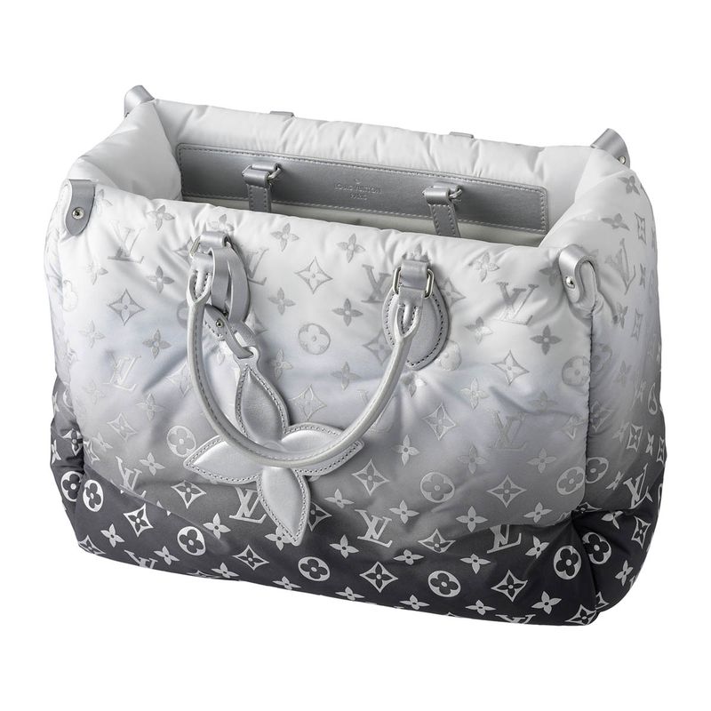 Louis Vuitton Tote Bag On The Go MM Frost Silver — view 4