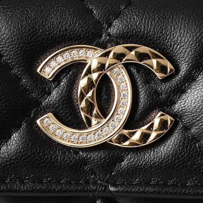 Chanel Card Case Black — view 8
