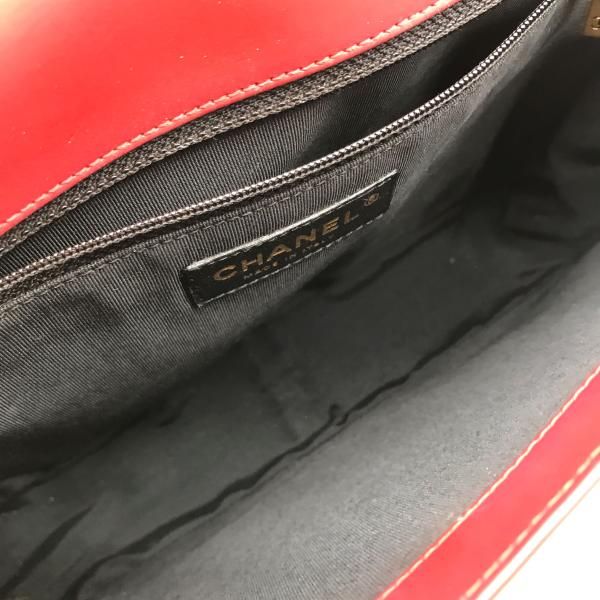 Chanel Leather Chain Shoulder Bag Red — view 8