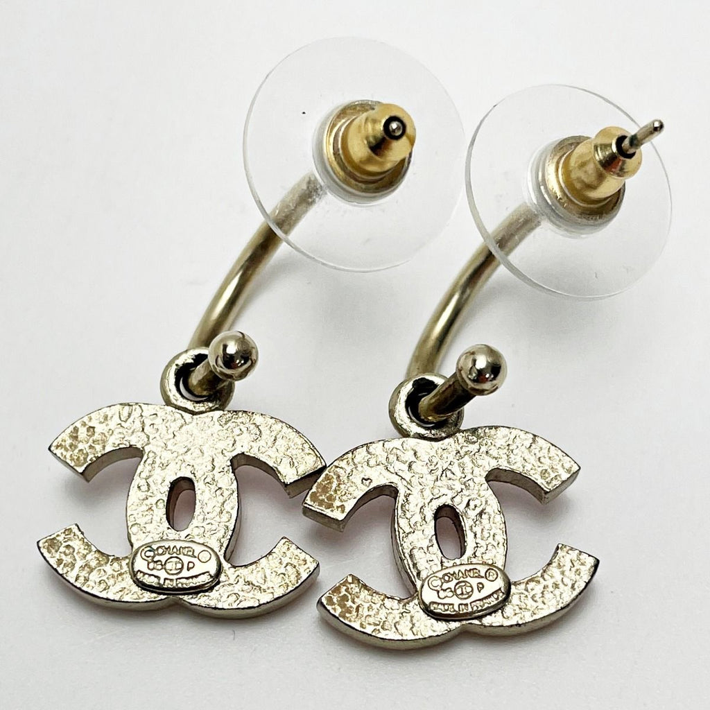 Chanel Coco Mark Gold Pink Earrings Rhinestone GP Accessories — view 4