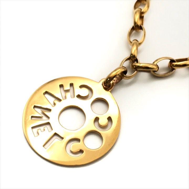 Chanel Round Logo Plate Chain Necklace Gold — view 2