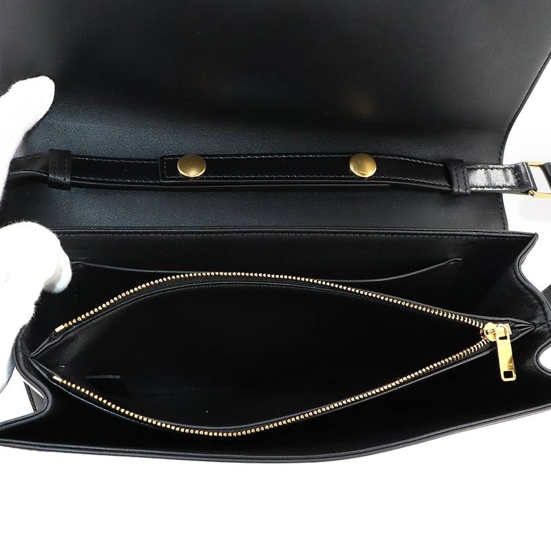 Celine Triomphe Trapeze 2-Way Shoulder Clutch Bag Leather Black Gold Hardware — view 6