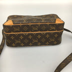 Louis Vuitton Shoulder Bag Brown — view 3