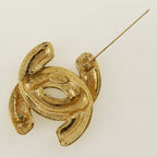 Chanel Coco Mark Quilted Gold Plated 32.4 g Brooch — view 5