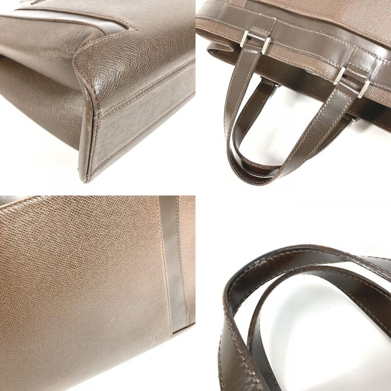 Louis Vuitton Handbag Casbek PM Taiga Leather Grizzly Brown — view 7