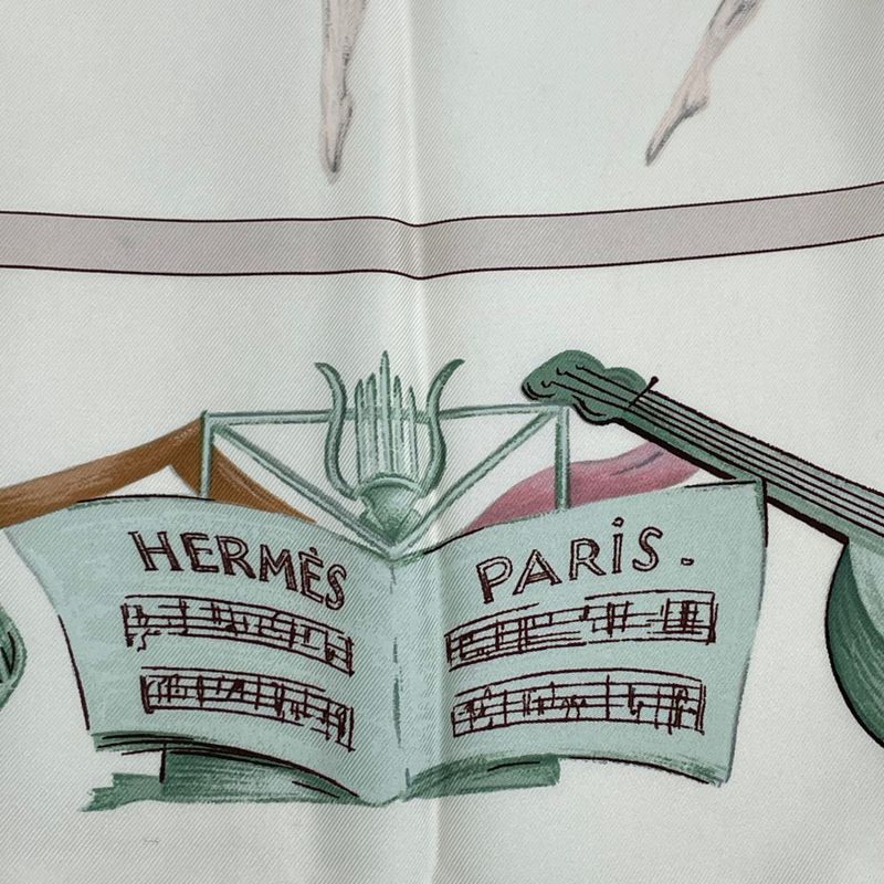 Hermes Carre 90 LA Dance Ballet Dancer Ballerina Scarf Silk Beige — view 6