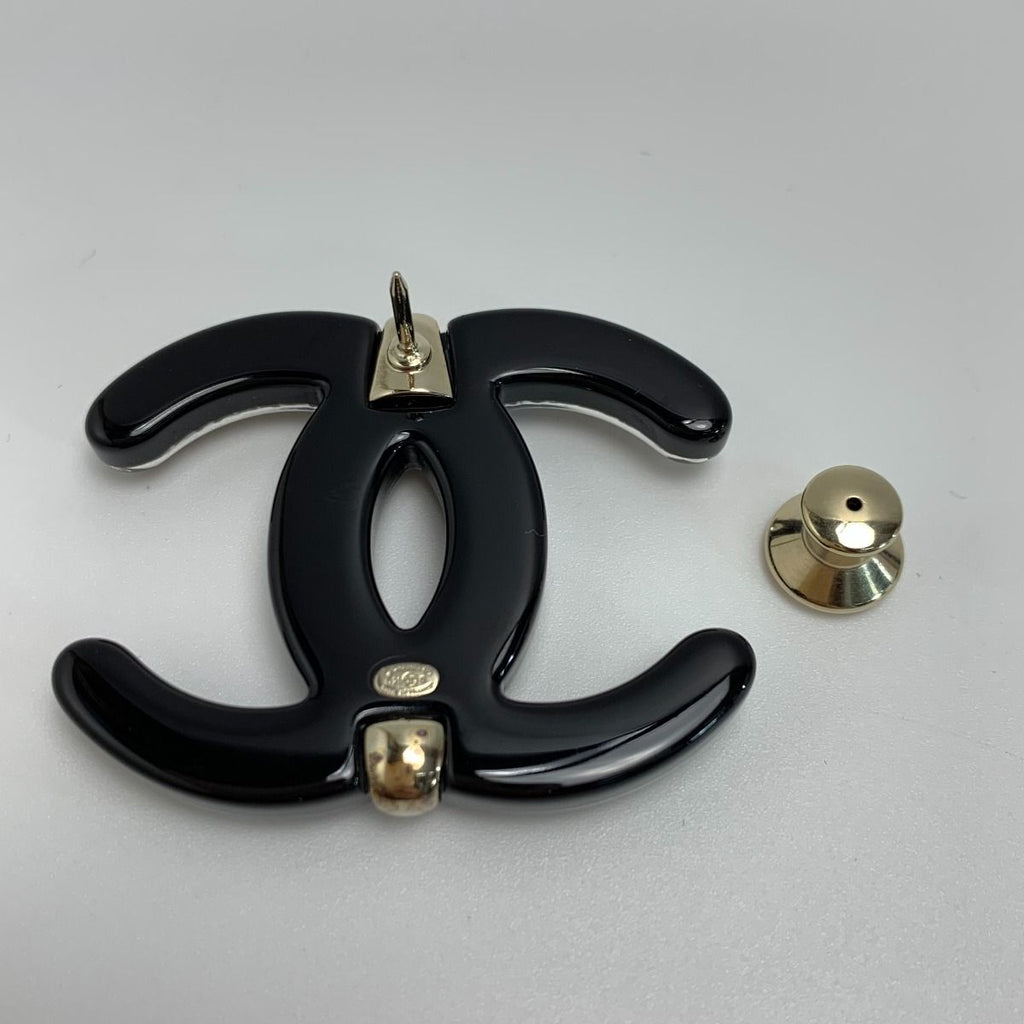 Chanel Coco Mark Brooch D23 S Black Pin Type — view 5