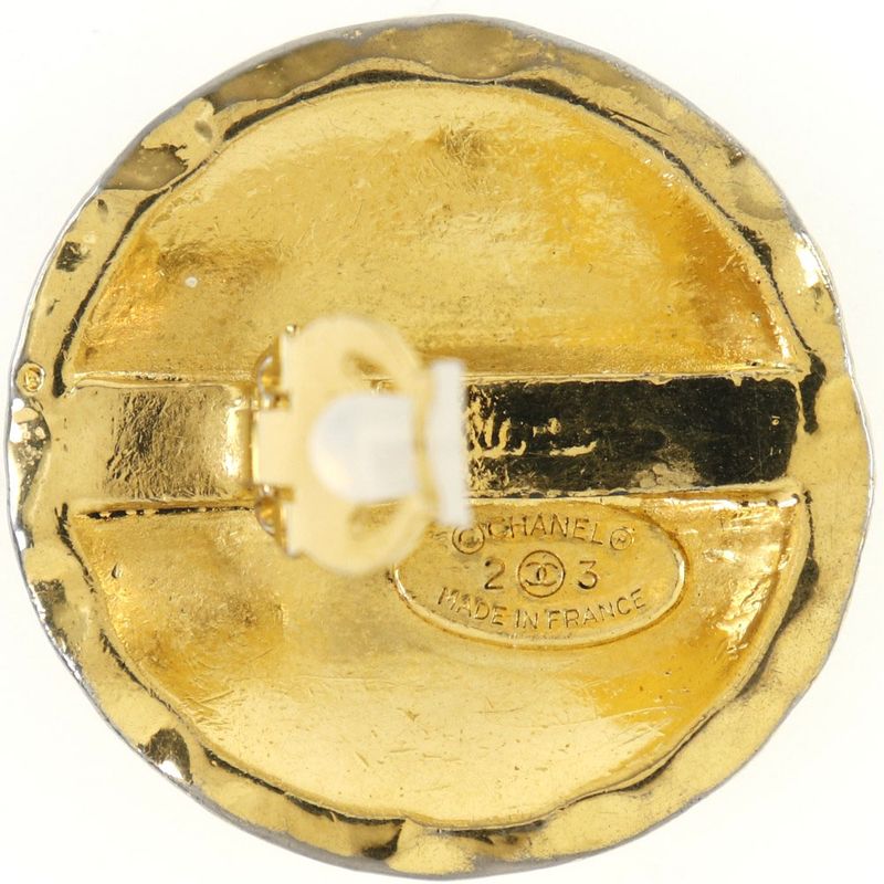 Chanel Coco Mark Quilted Vintage Gold Plated 23 42.5 g Earrings — view 6