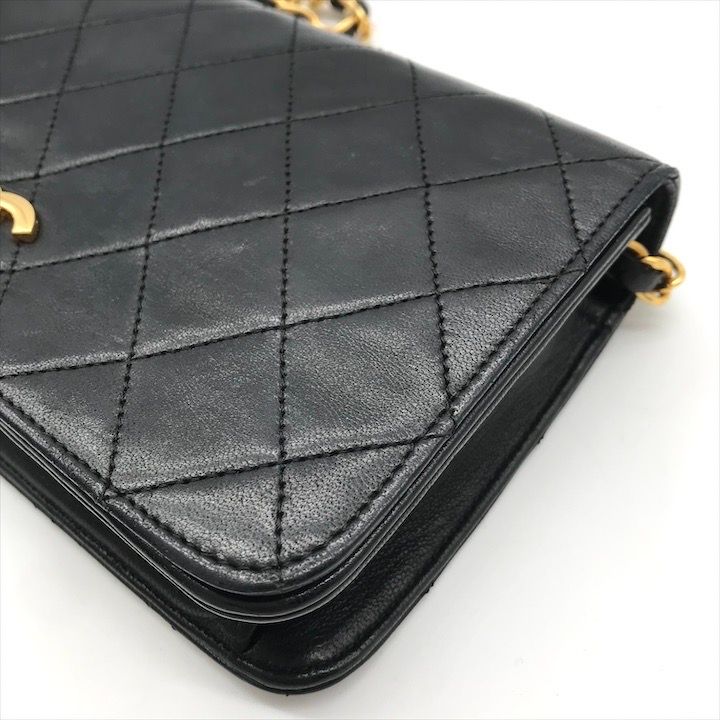 Chanel CC Logo Push Lock Mini Quilted Lambskin Chain Shoulder Bag Black — view 4