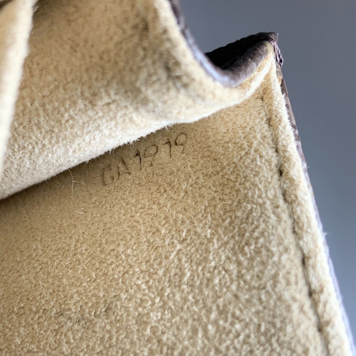 Louis Vuitton Monogram Pochette Twin GM Shoulder Bag Brown — view 8