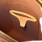 Louis Vuitton Handbag Ellipse PM Brown — view 6