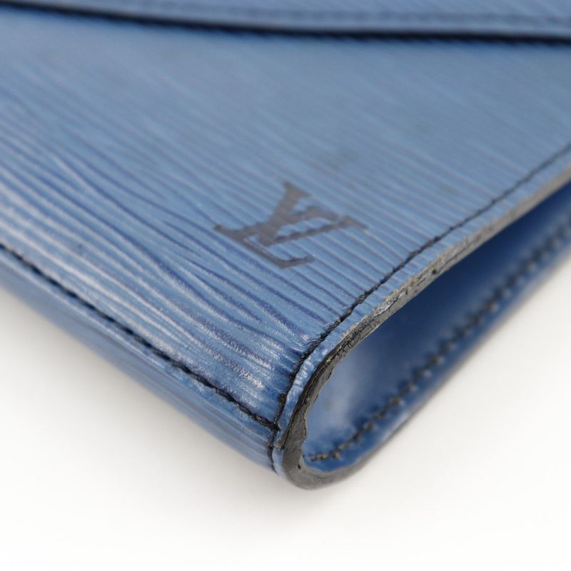 Louis Vuitton Art Deco Second Bag Epi Leather Toledo Blue Clutch — view 5