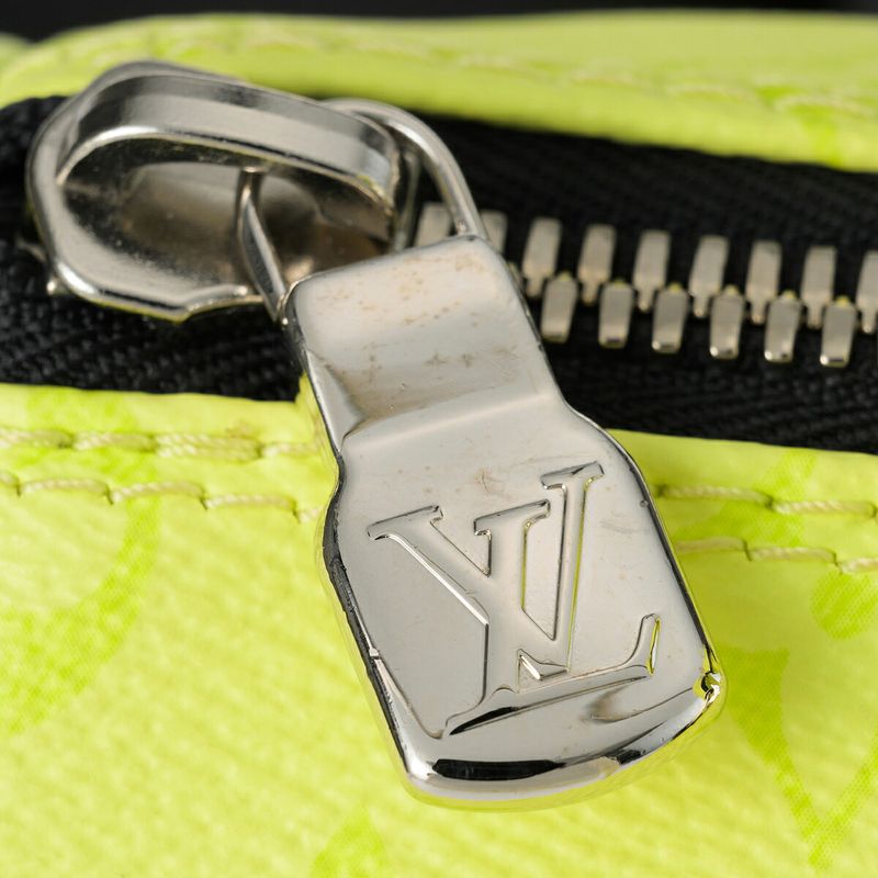 Louis Vuitton Shoulder Bag Keepall Bandouliere 25 Lemon Yellow — view 8