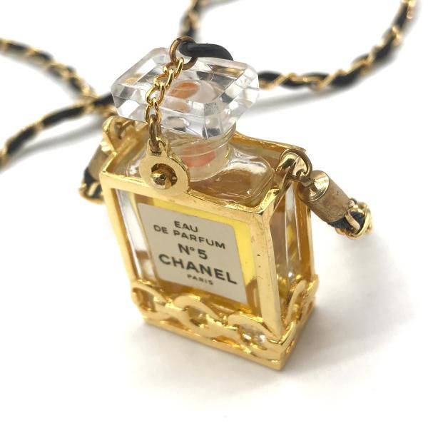 Chanel Perfume Necklace No5 Gold — view 6