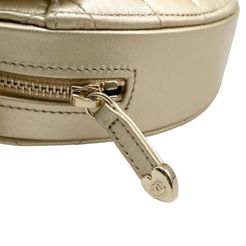 Chanel Shoulder Bag Heart Chain Ap2784 Quilted Lambskin Metallic — view 6