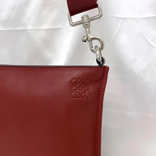 Loewe Shoulder Bag Red Anagram Leather — view 3