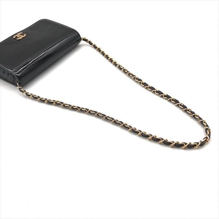 Chanel CC Logo Patent Chain Shoulder Bag Black Push Lock — view 6