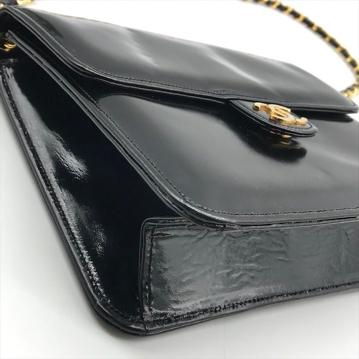Chanel CC Logo Patent Push Lock Chain Shoulder Bag Black Purse — view 4