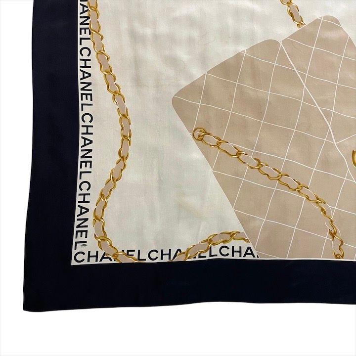 Chanel CC Logo Quilted Scarf Silk Black Beige Large — view 5