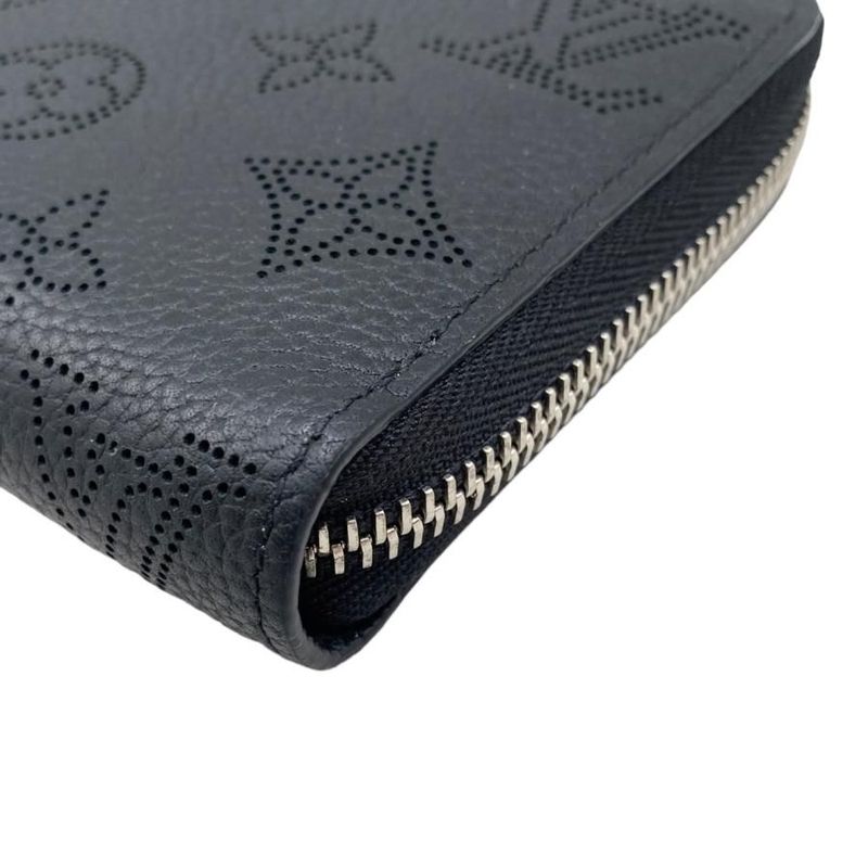 Louis Vuitton Long Wallet Zippy Monogram Mahina Noir Black — view 4