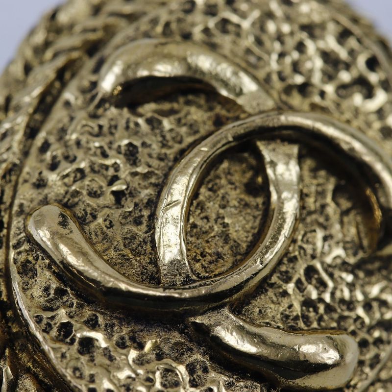 Chanel Coco Mark Vintage Gold Plated 14.0 g Earrings — view 6