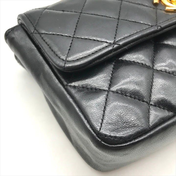 Chanel CC Logo Mini Quilted Turnlock Lambskin Chain Shoulder Bag Black — view 5