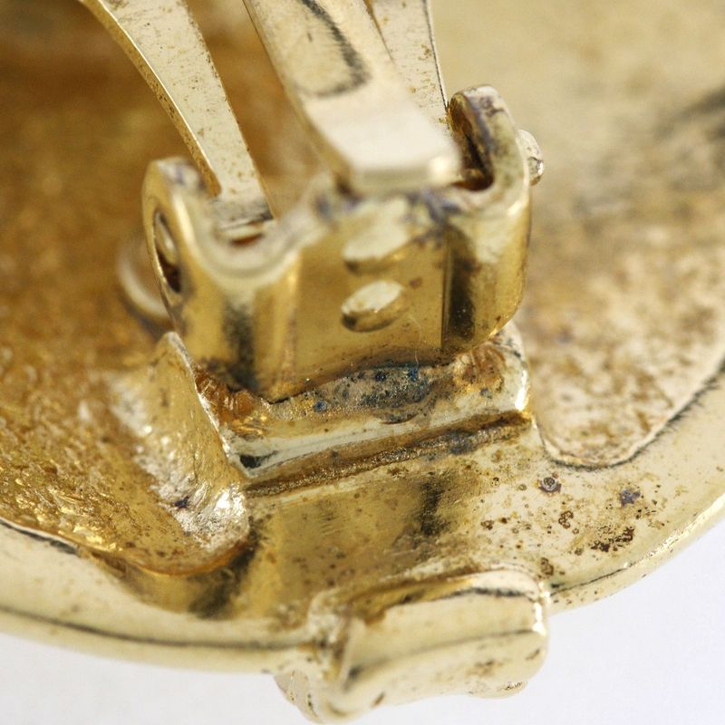Chanel Coco Mark Vintage Gold Plated 97 a 20.2 g Earrings — view 9