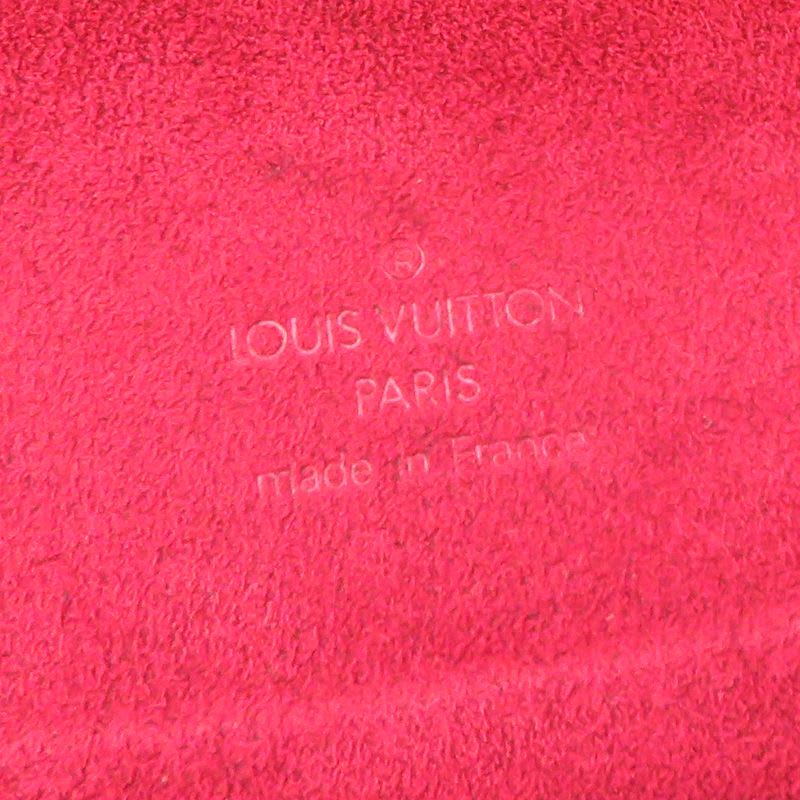 Louis Vuitton Handbag Monogram — view 8