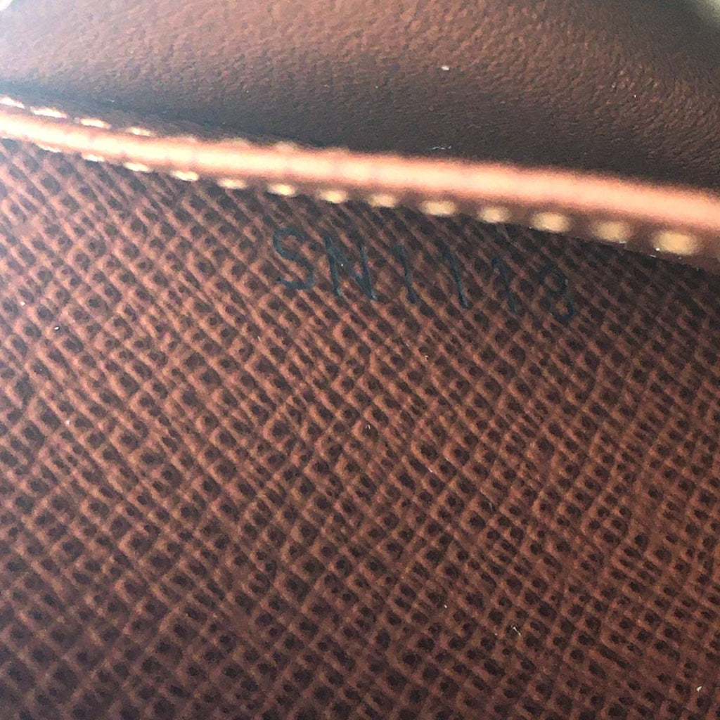 Louis Vuitton Monogram Zippy Coin Purse Case — view 6