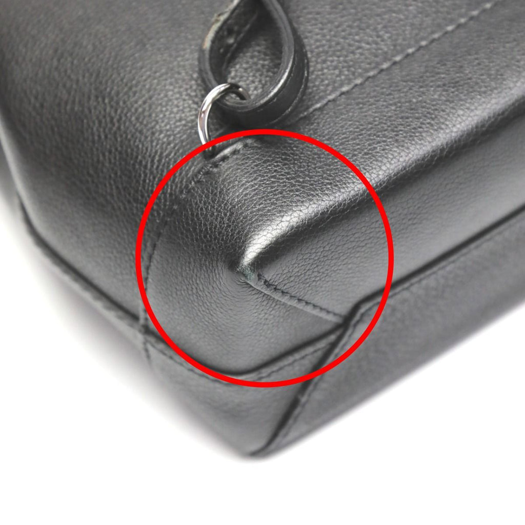 Louis Vuitton Taurillon Lock Me Bag Mini Backpack Daypack — view 7