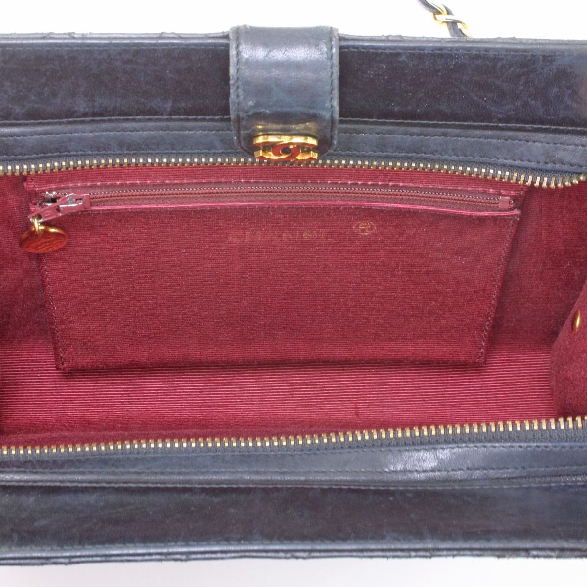 Chanel Shoulder Bag Quilted Chain Scratch Yes Black — view 9