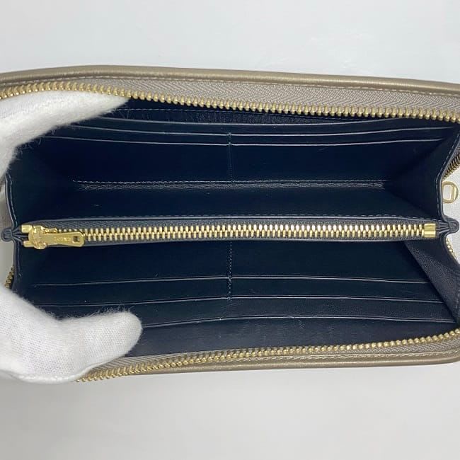 Loewe Round Zipper Long Wallet Brown — view 5